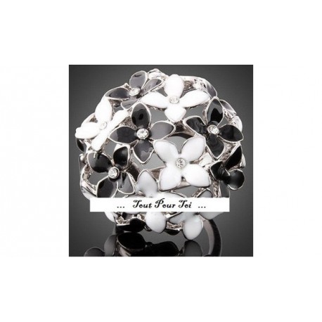 Bague plaqué or blanc bouquet de fleurs