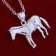PENDENTIF CHEVAL EN ARGENT ET CRISTAL